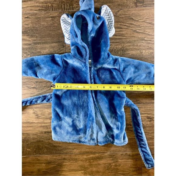 Little Treasures Chevron Elephant Plush Bathrobe in Blue 0-9 Months - Picture 4 of 7